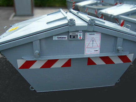 Grauer Absetzcontainer mit Deckel